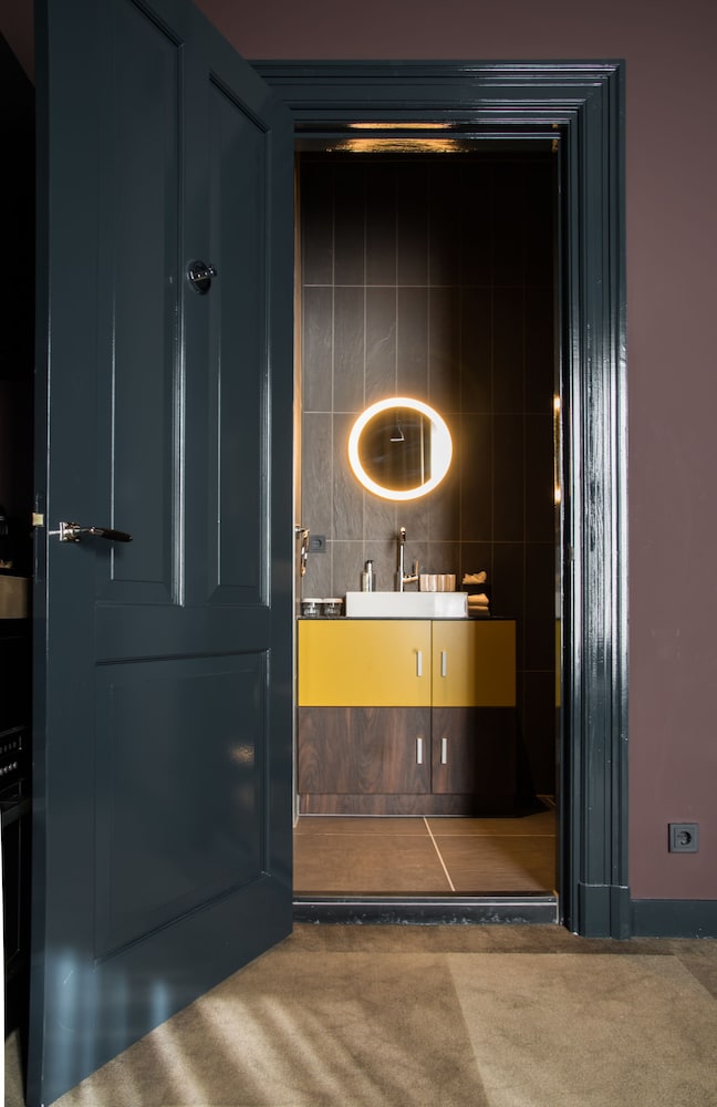 De Jonker Urban Studios & Suites 10/60