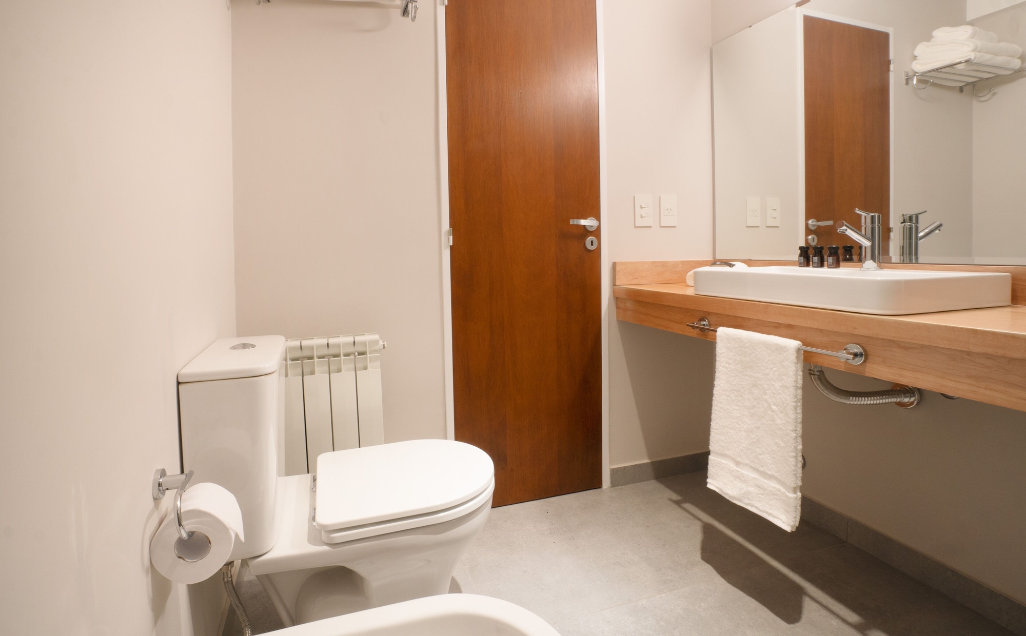 Superior, Studio, Suite, Queen Bed, Lake View, Balcony, La Cascada Casa Patagonica By Don 9/10