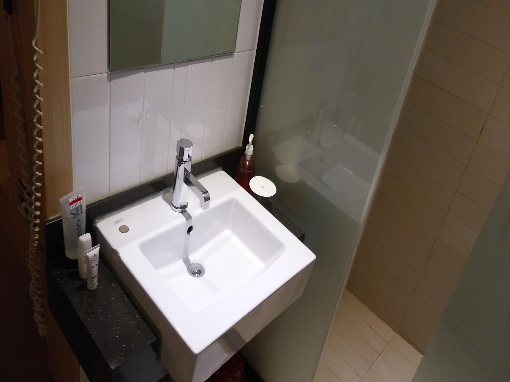 Cf Hotel 42/46