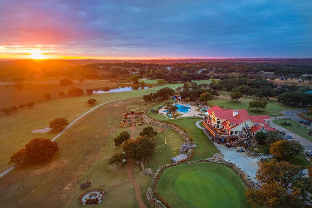 The Hideout Golf Club and Resort 37/50