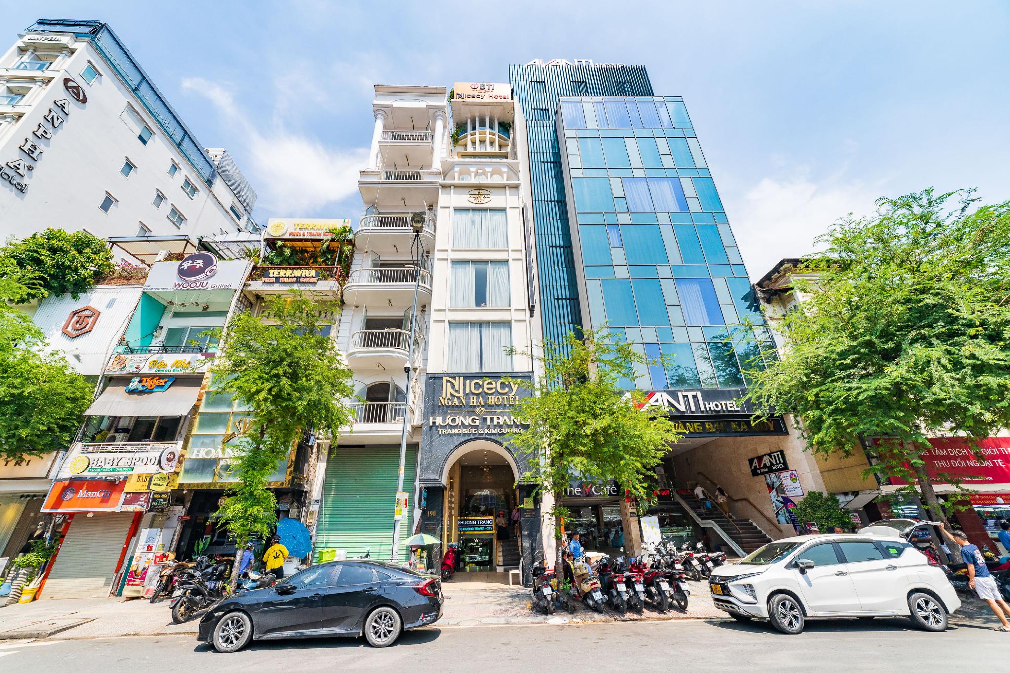 Ngan Ha Hotel 75/80