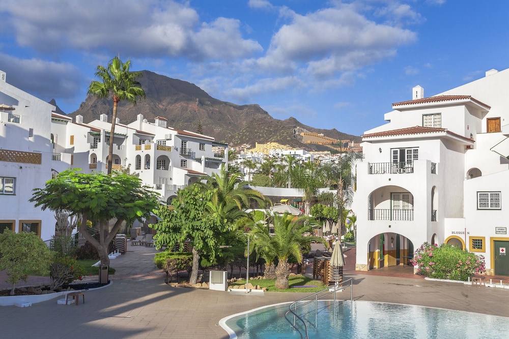 Hilton Vacation Club Sunset Harbour Club Tenerife 45/50