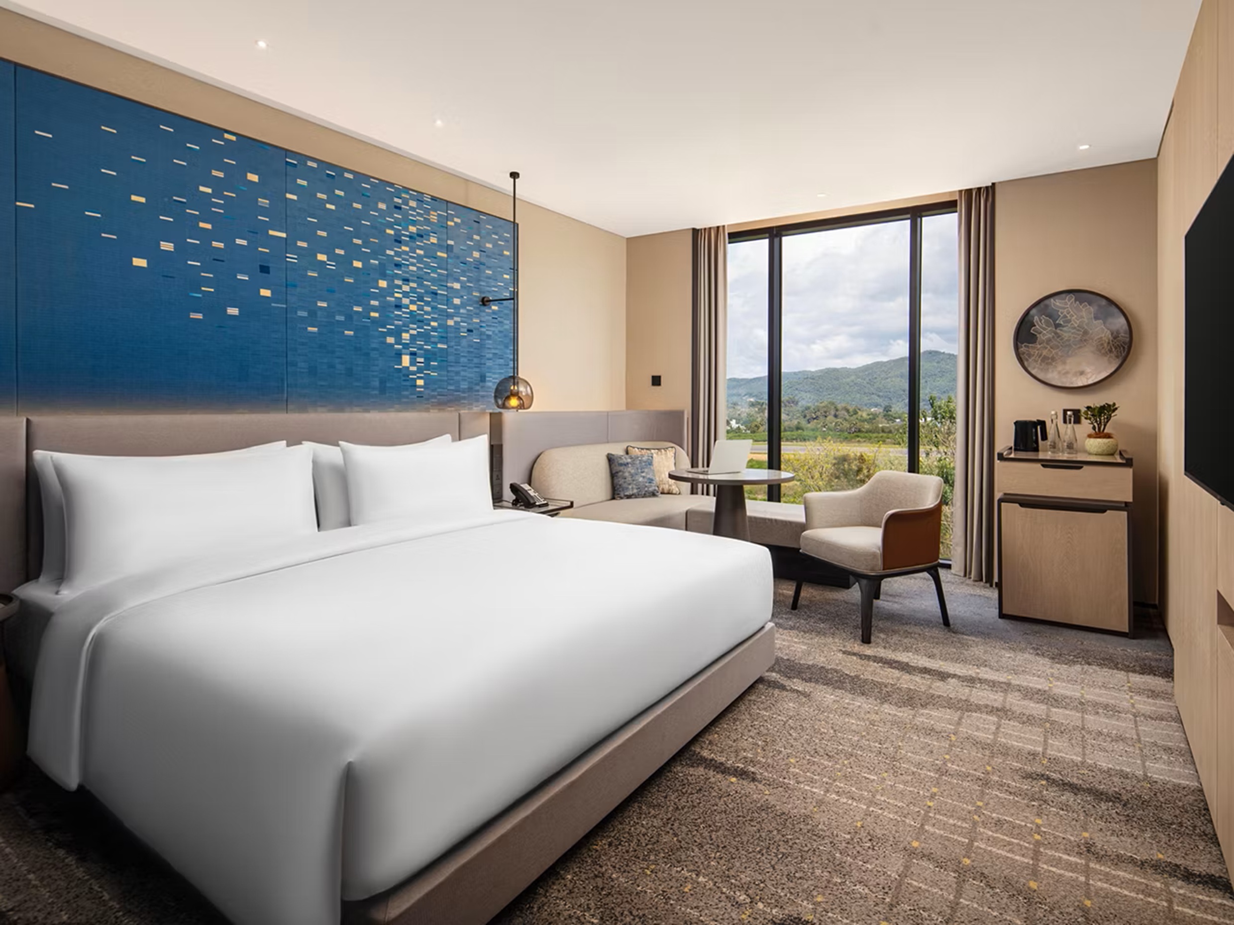 Standard, King Bed, Accessible