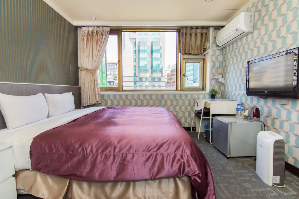 XIMEN HOTEL 54/70