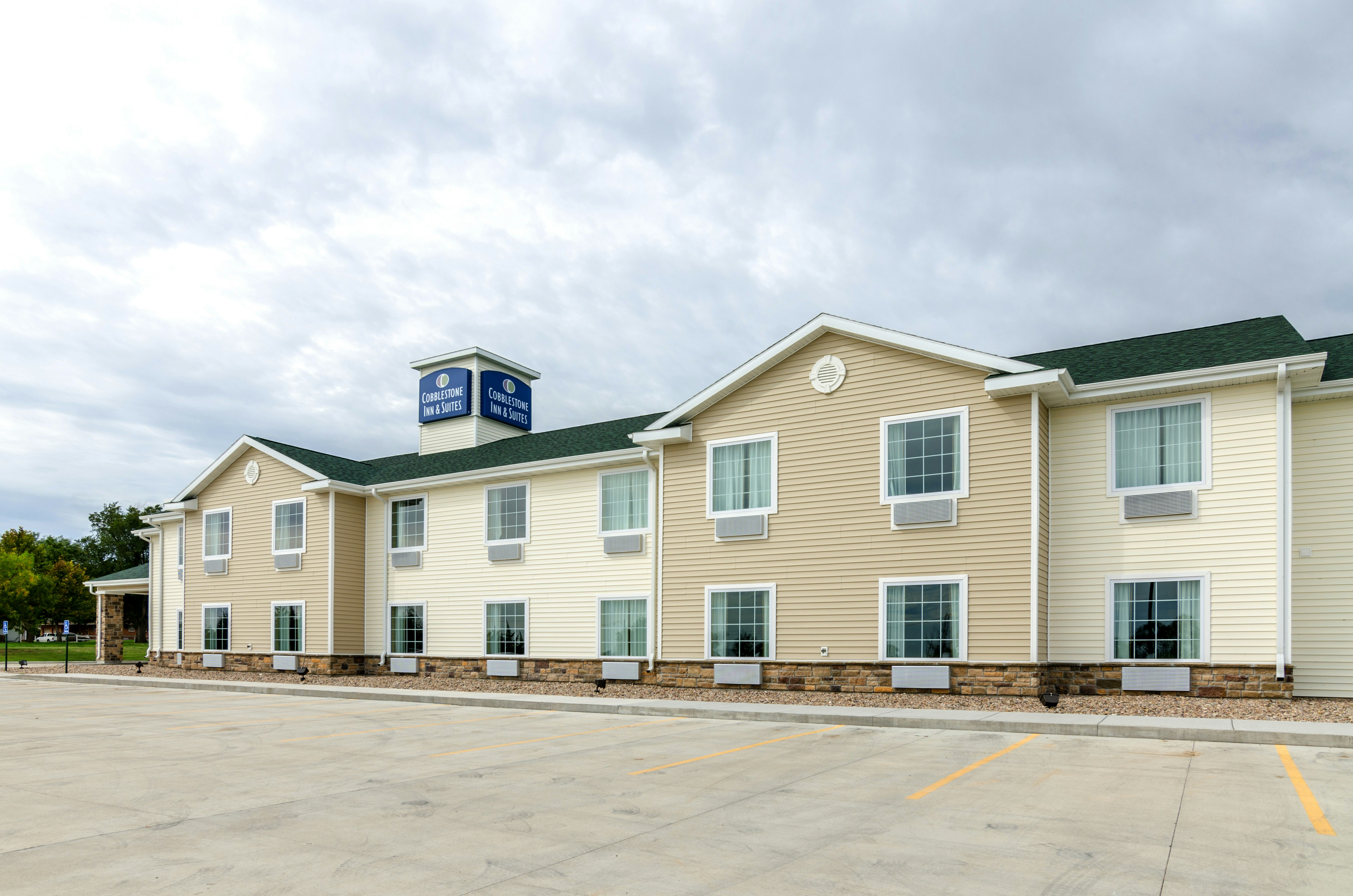 Cobblestone Inn & Suites - Oberlin 2/57