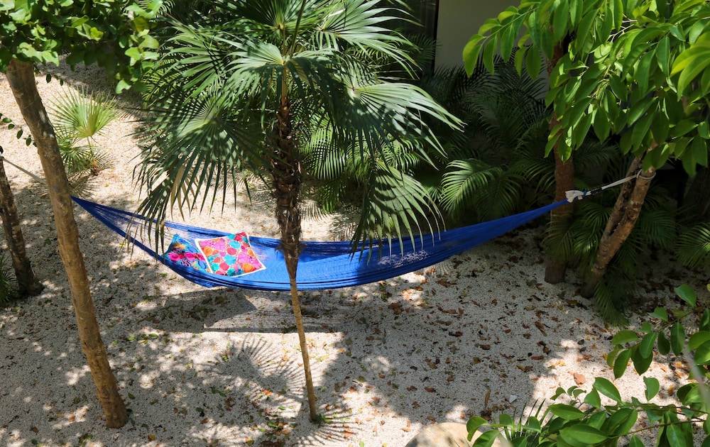 Niik Tulum 55/82