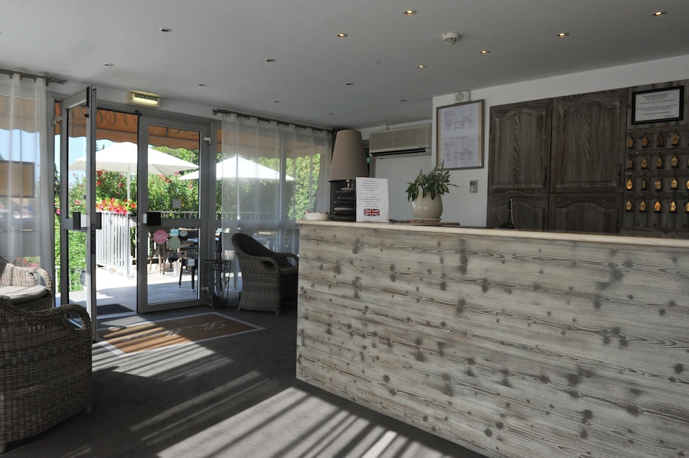 HOTEL LE MOZART 13/34
