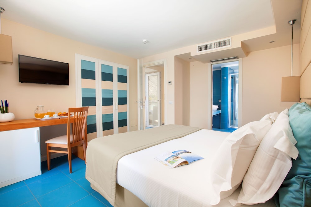 STANDARD, DOUBLE BED, SEA VIEW, ANNEX