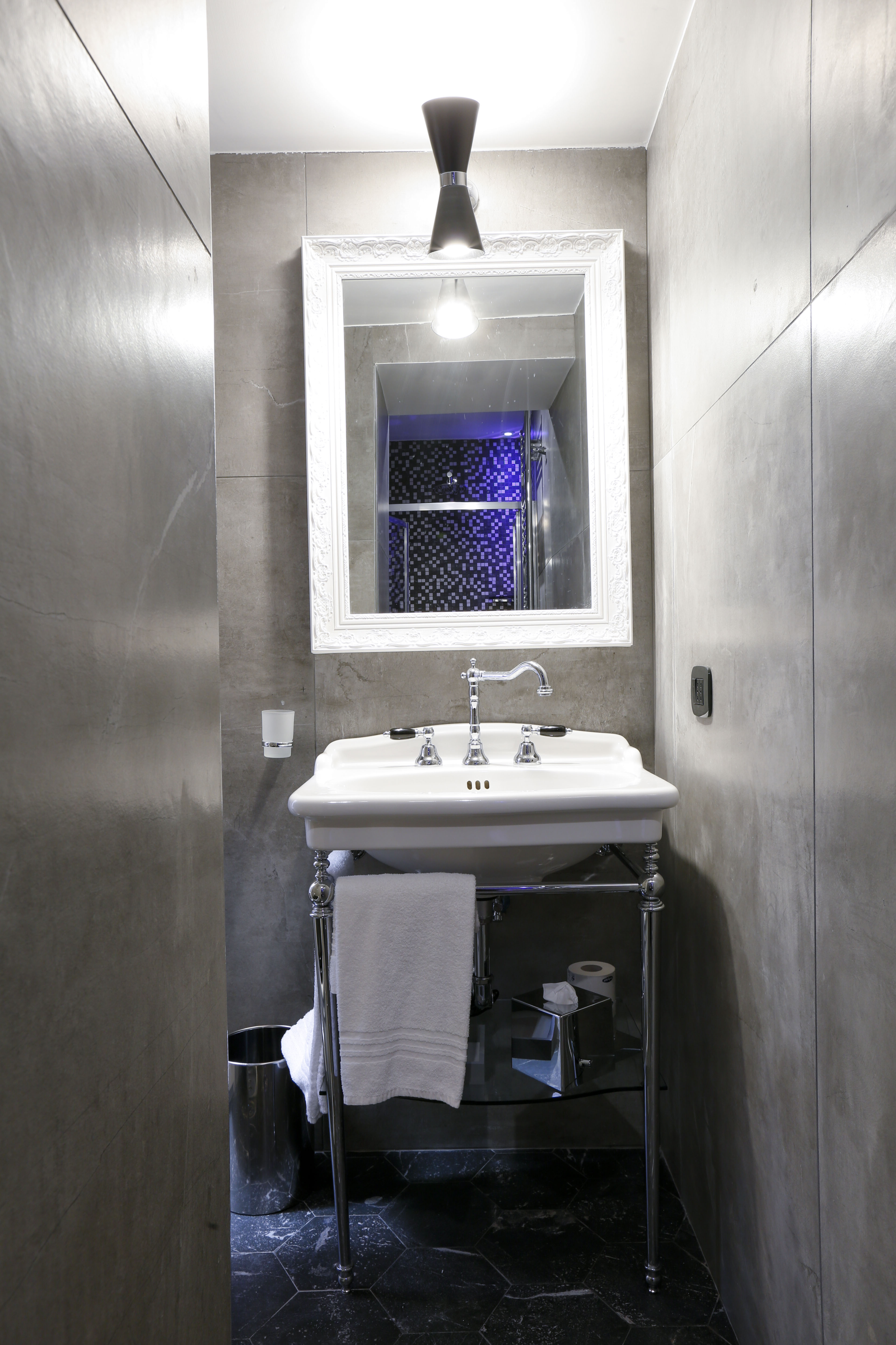 Saint B Boutique Hotel 54/55