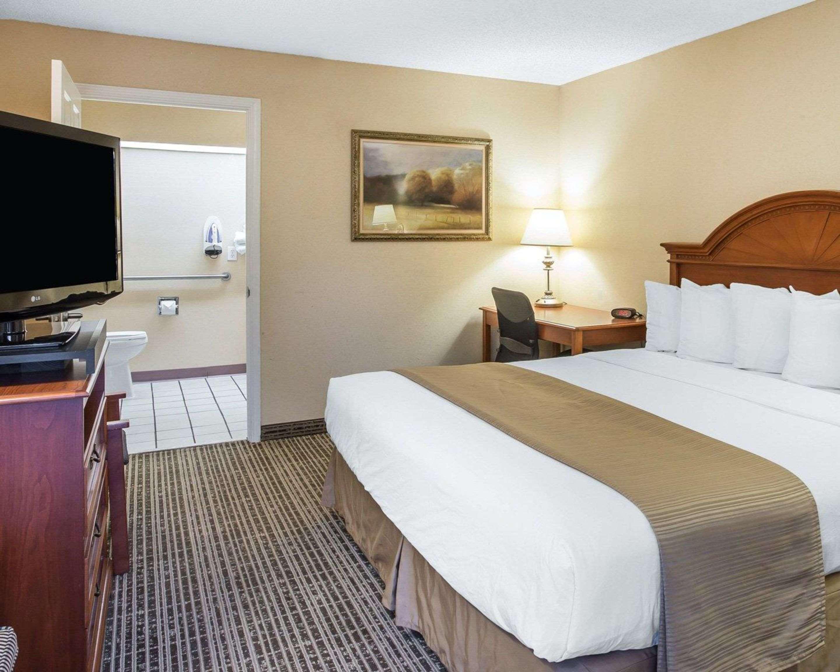 Room, Double Bed