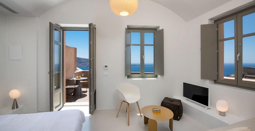 Old Castle Oia by Mr and Mrs White 18/59