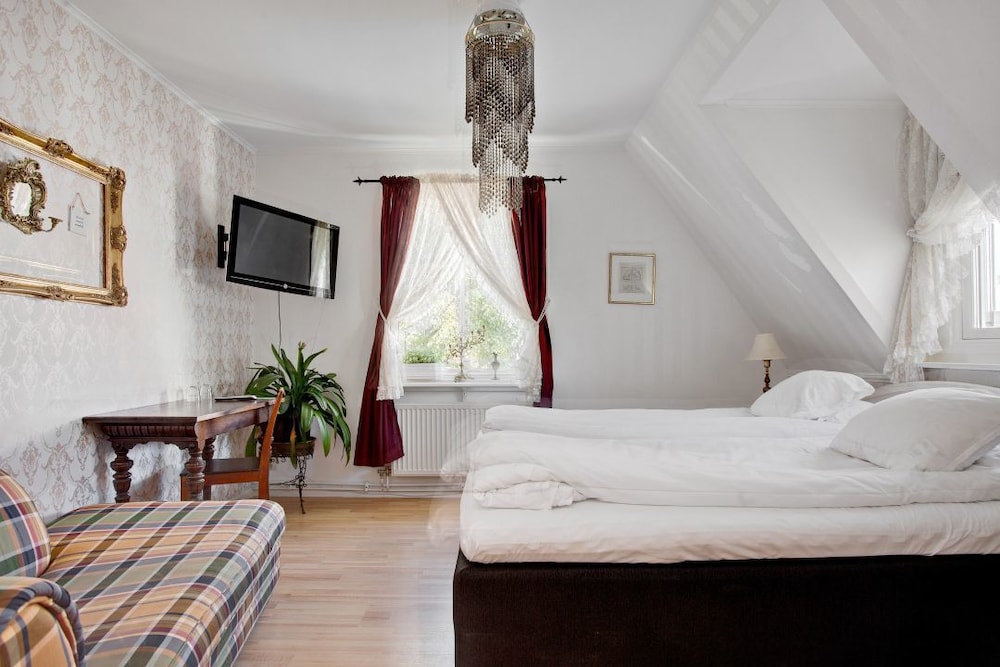 Hotell & Restaurang Solliden 20/50