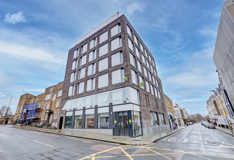 hub by Premier Inn London West Brompton hotel in LONDON
