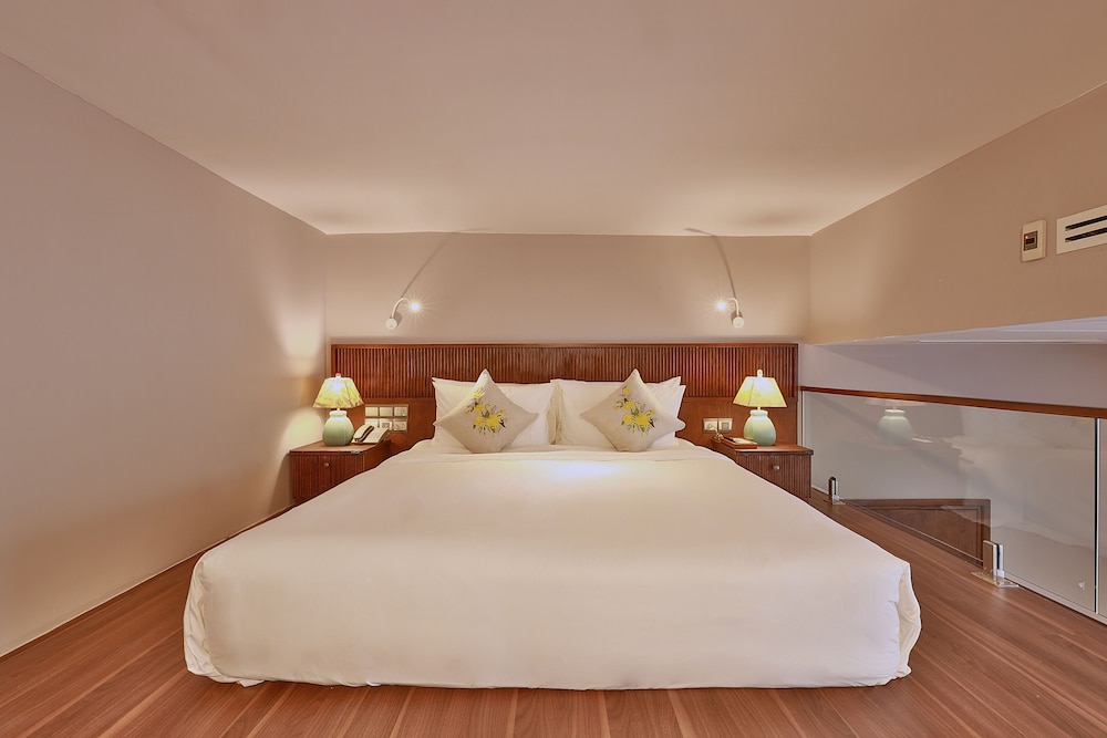 Cherry Boutique Hotel 24/50