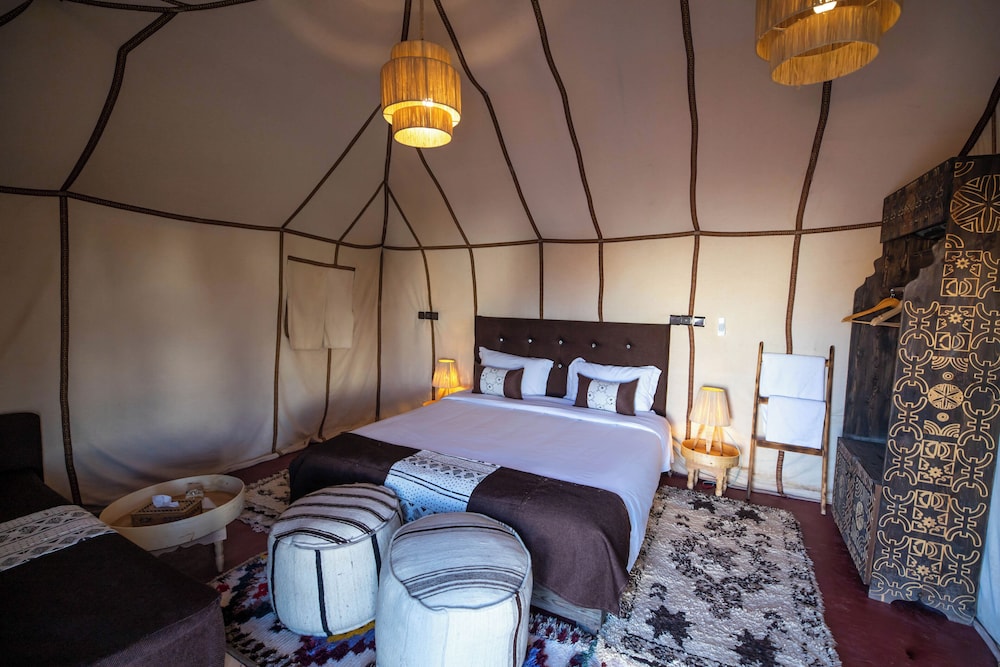 DWO Golden Camp Merzouga 4/22