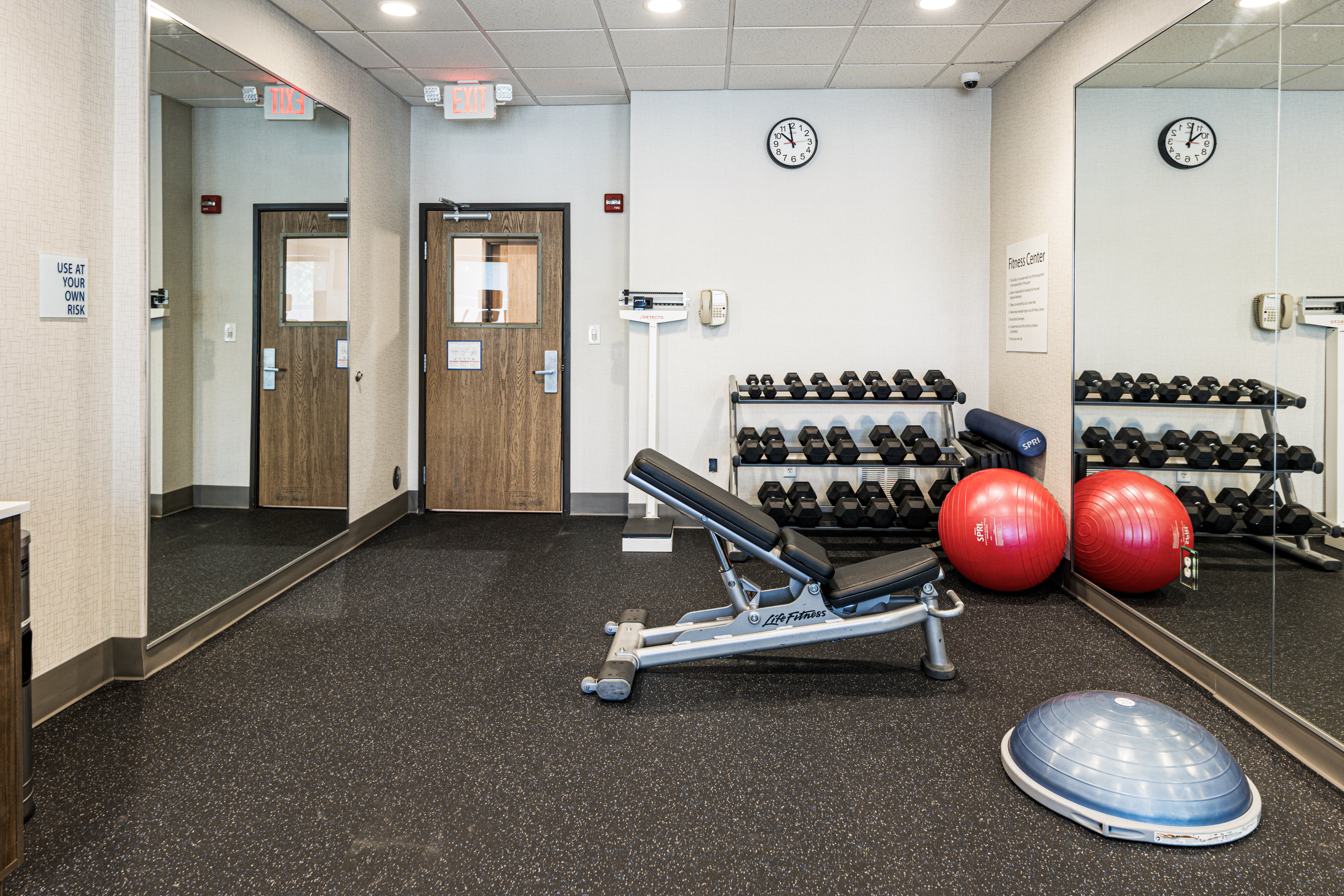 Holiday Inn Express Suites Buford Ne Lake Lanier Area 34/75