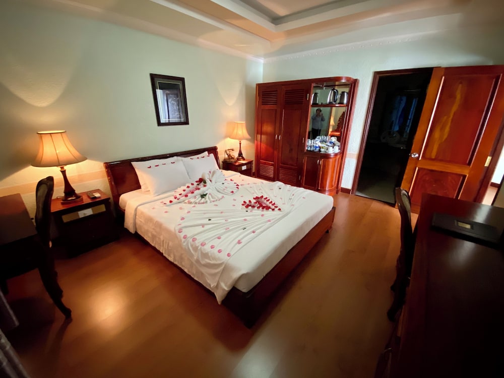Ninh Kieu 2 Hotel 6/50