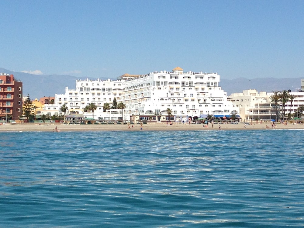 Bahia Serena 35/45