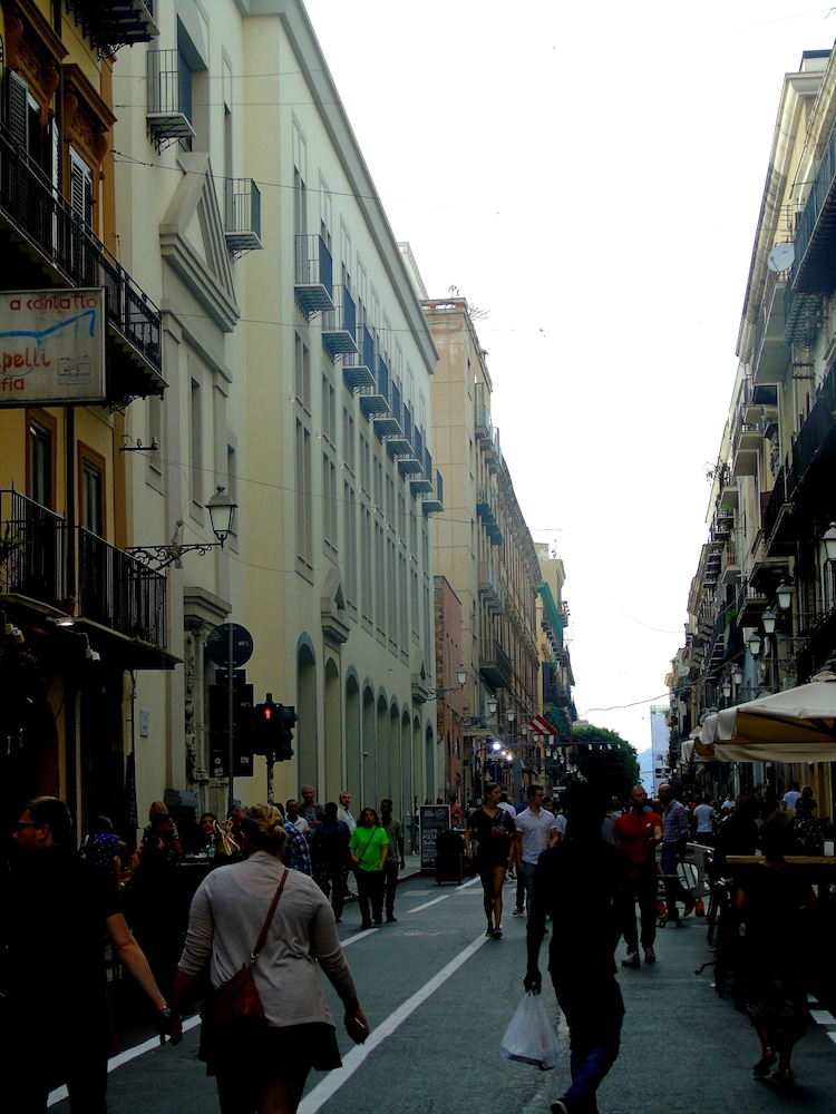 Suite Quaroni 39/49