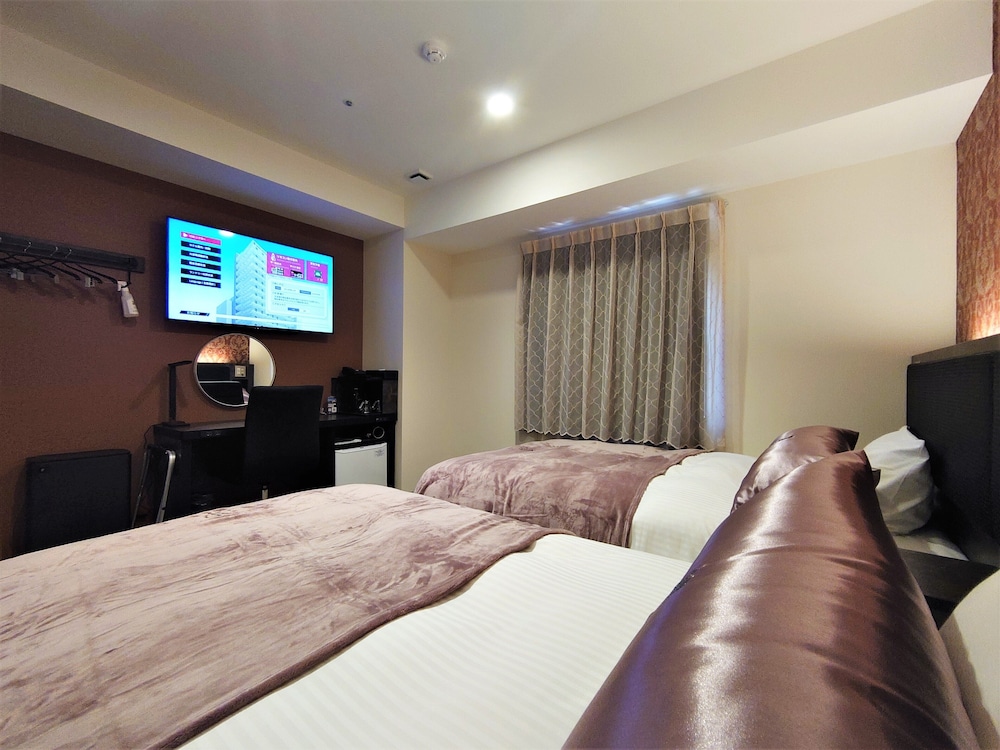 Semi Room, Standard, Twin Beds, 2 Semi Double Beds، Green Rich Hotel Kobe Sannomiya (Artificial hot spring Futamata Yunohana) 3/6