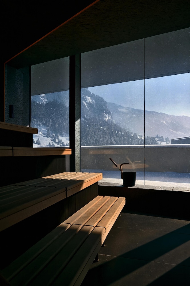 Me and All Hotel Flims, by Hyatt 35/62