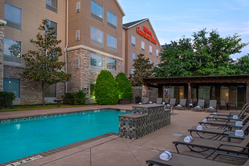 Hilton Garden Inn Denton 40/43
