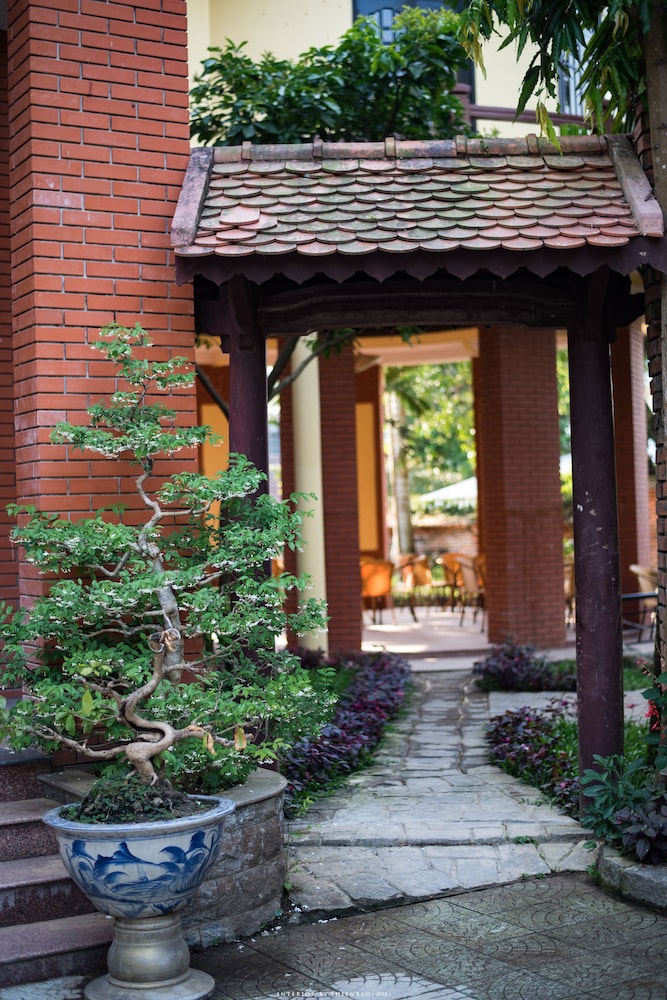 Spring Garden Villa 6/79