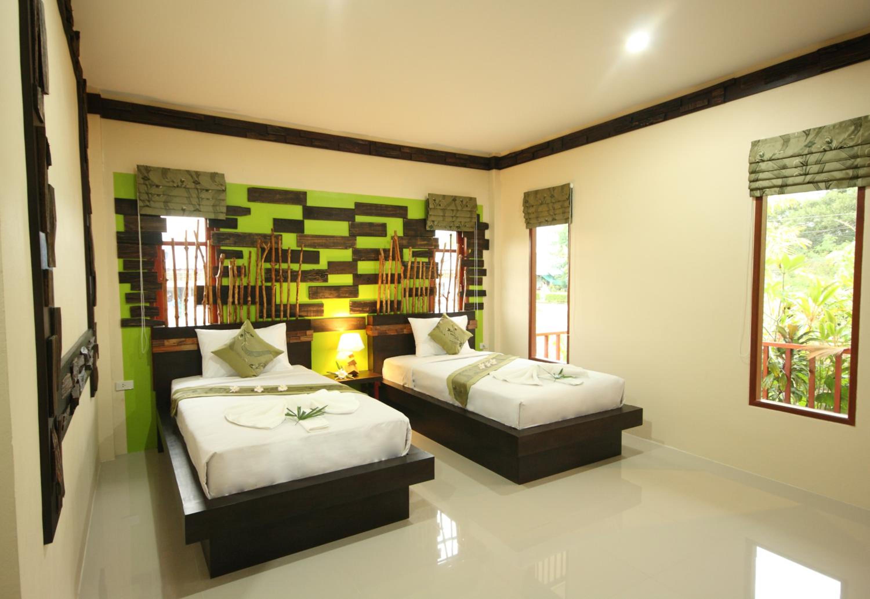 Room, Twin Beds, Balcony