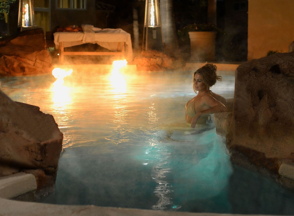 CasaBlanca Resort Casino Golf Spa 18/50