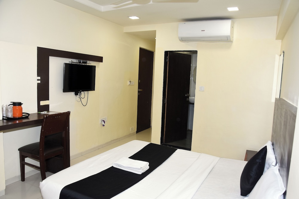 Kamran Residency 27/50
