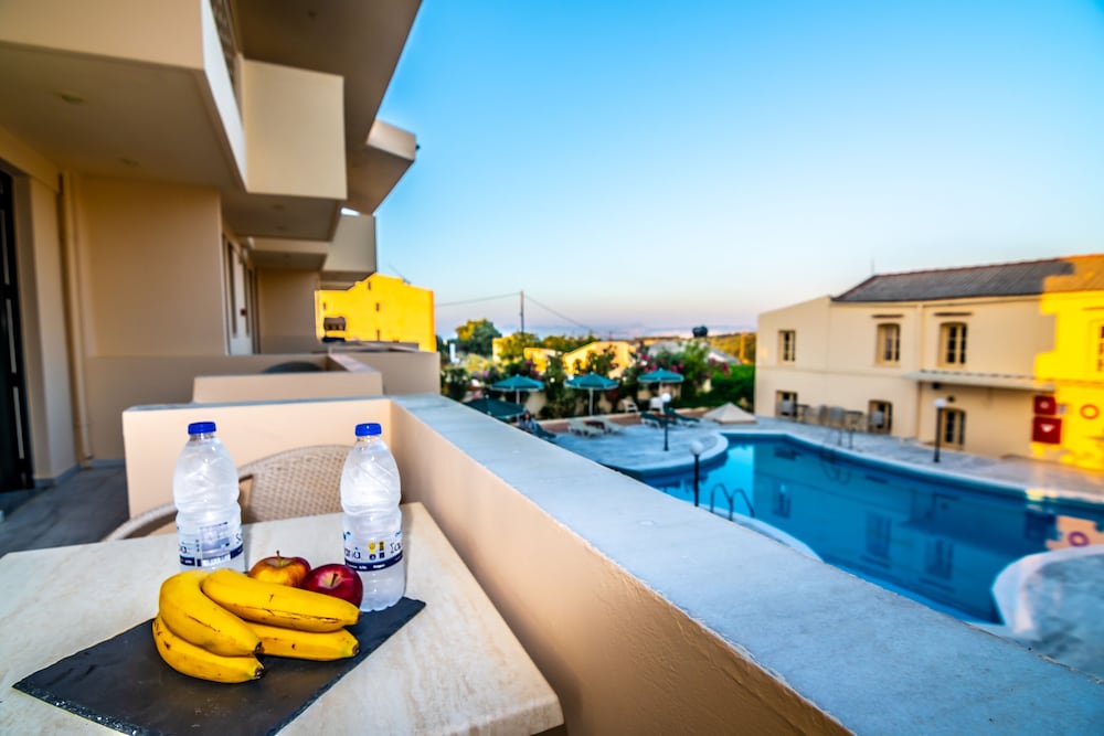 Orestis Hotel 35/56