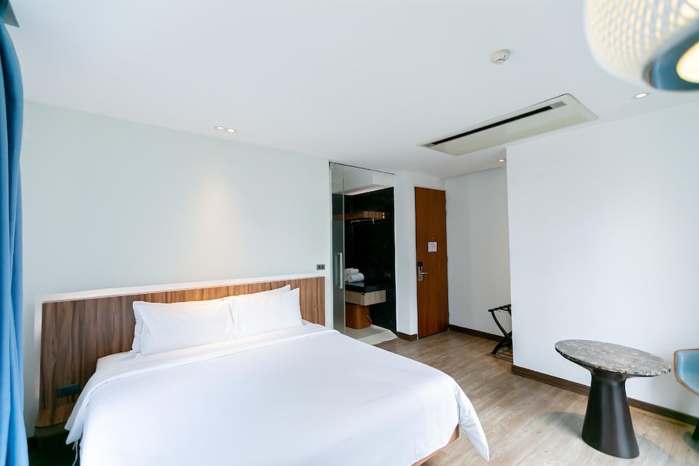 Uno Express Asoke Sukhumvit Bangkok 29/67