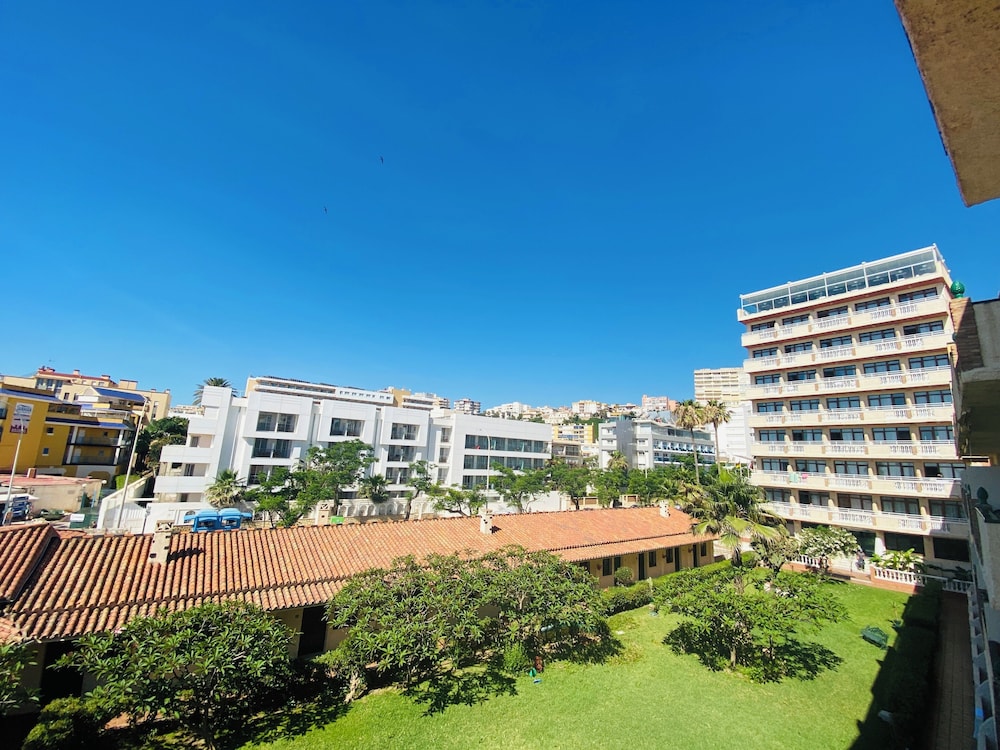 Hotel Los Jazmines 62/69
