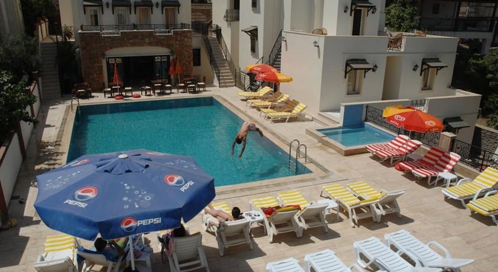 Gloria Tibi Hotel Gumbet 11/59