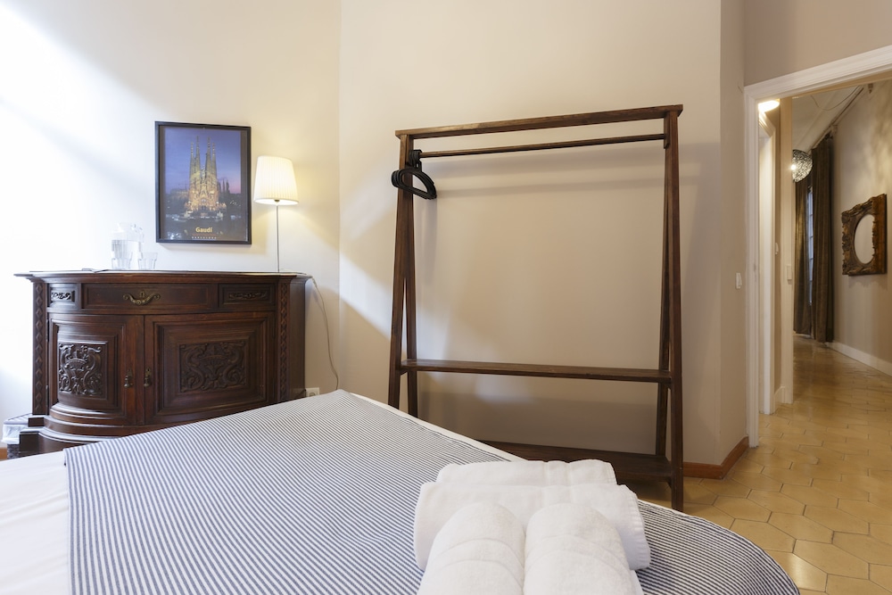 アパートメンツ イン バルセロナ B&B ビア ライエタナ 写真3