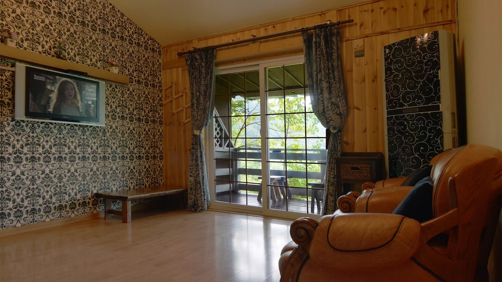 Sicily Pension 24/50