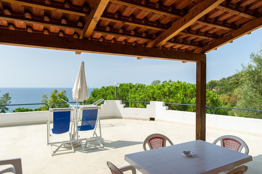 Resort Baia Del Silenzio 41/74