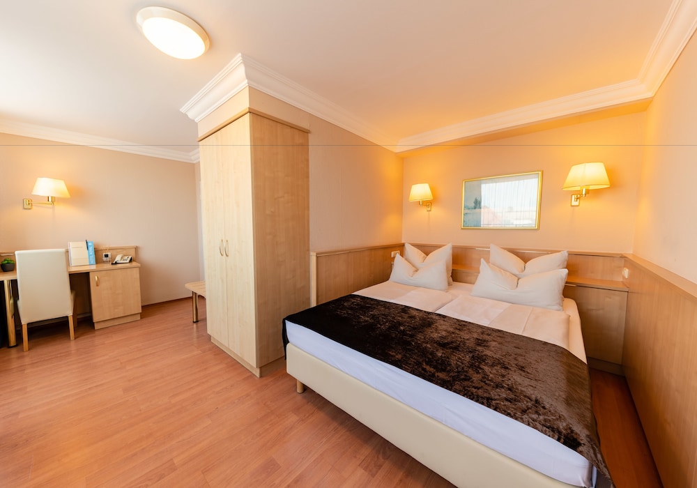STANDARD, DOUBLE BED