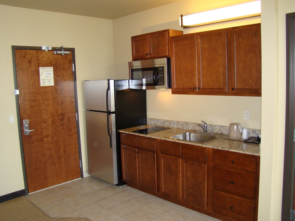 StoneCreek Lodge 7/48
