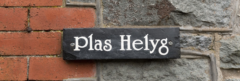 Conwy Valley Cottages 4/50