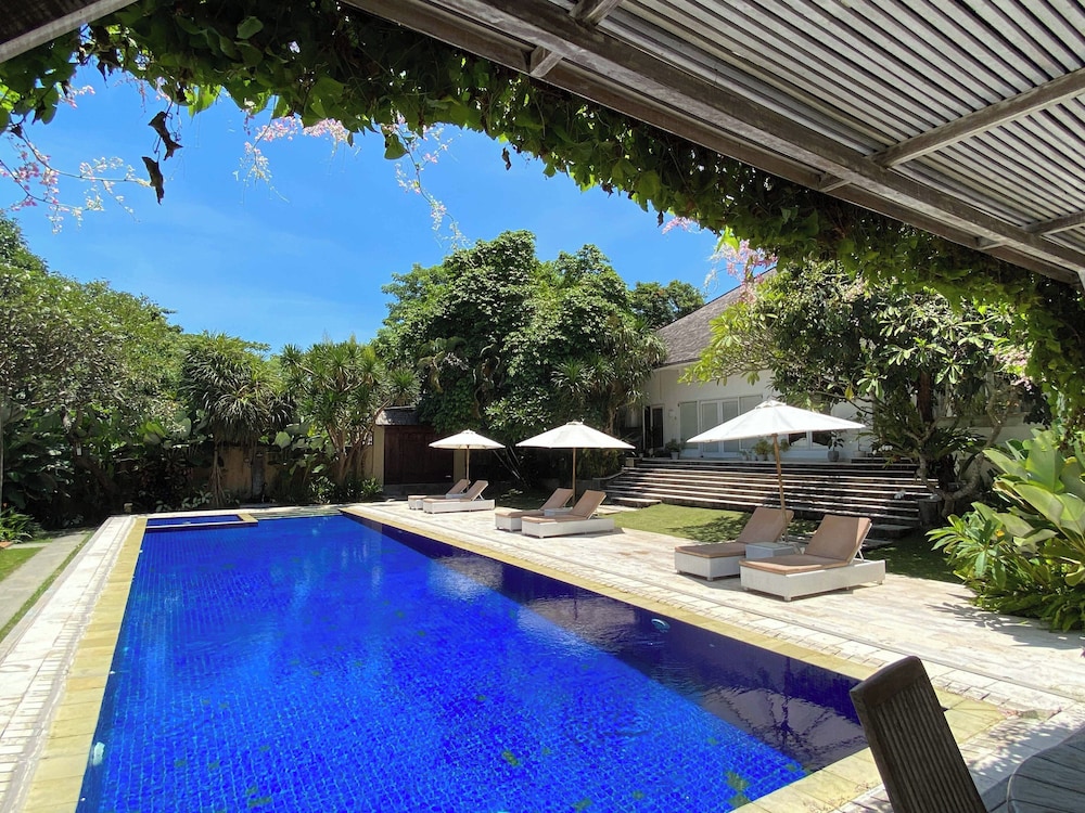 Villa Del Mar Canggu 42/50