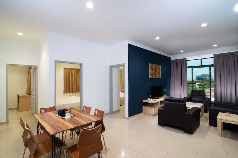 Golden View Serviced Apartment 36/67