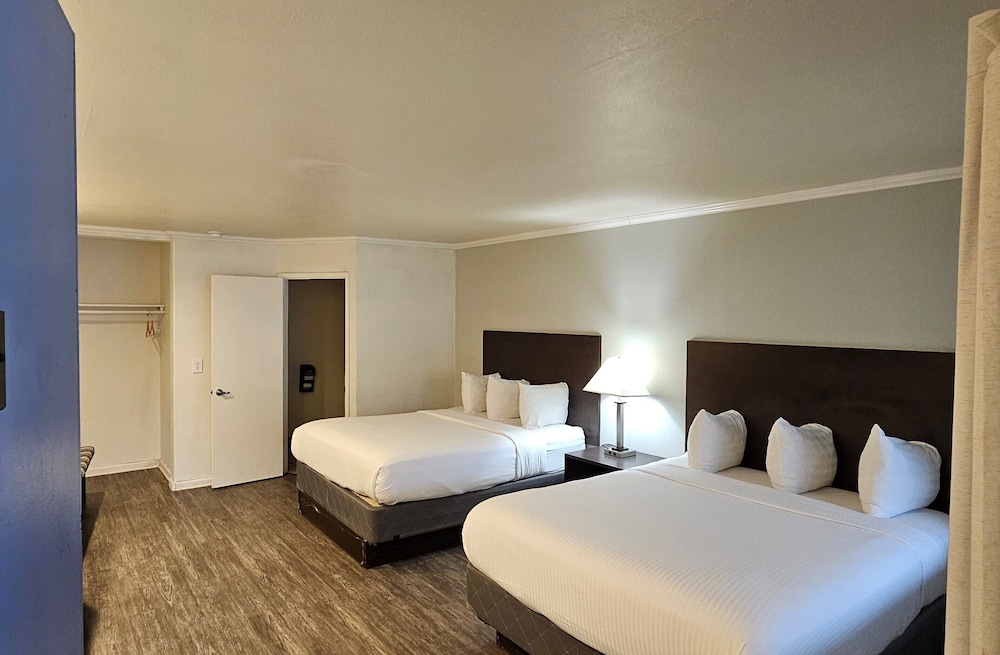 Bay Front Inn Santa Cruz 21/55