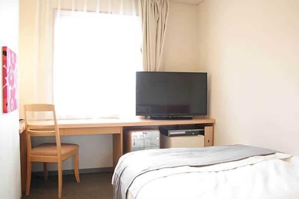 Hotel Estacion Hikone 35/37