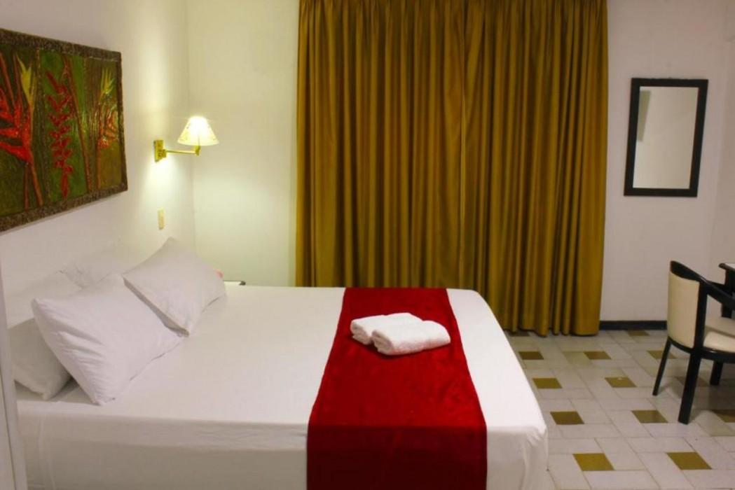 Hotel Mariscal Robledo Cartago 11/22