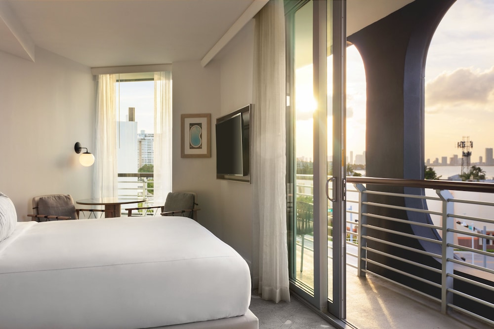 Kimpton Hotel Palomar South Beach 18/52