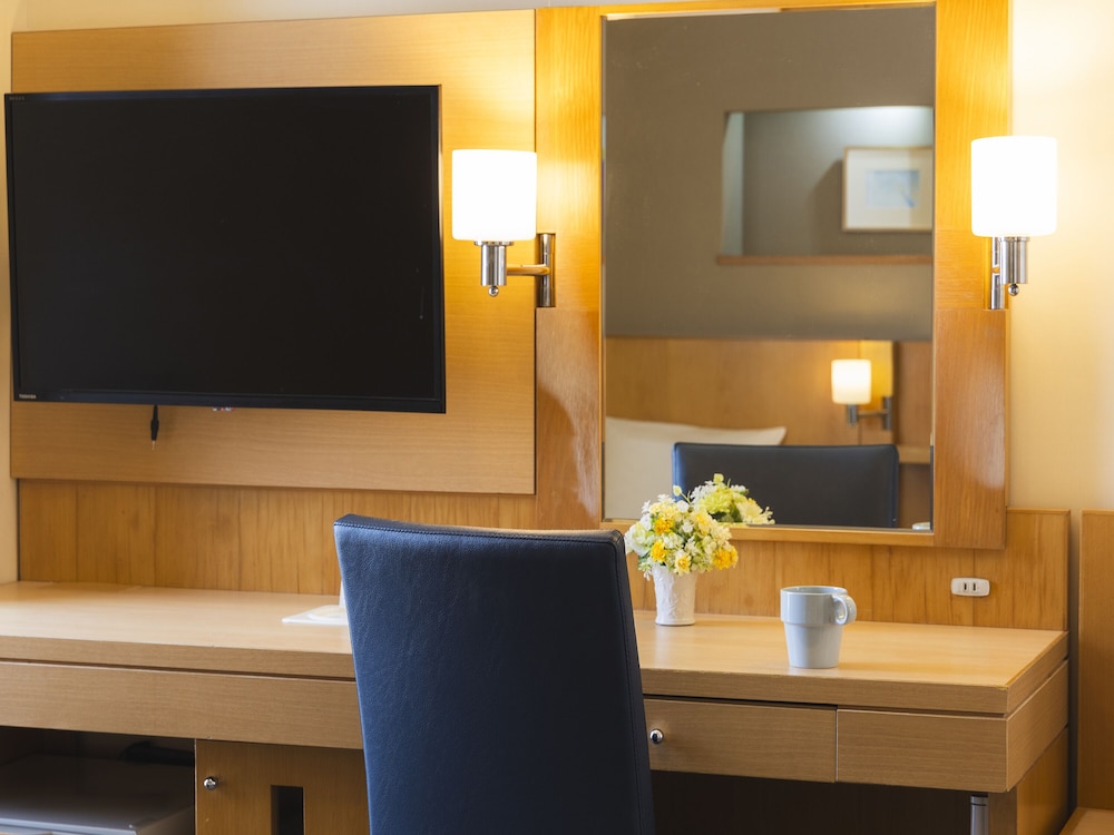 Urawa Washington Hotel 10/67