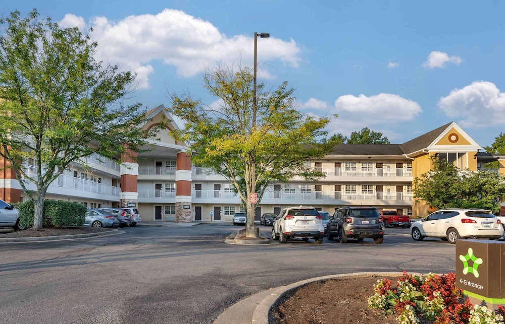 Extended Stay America - Lexington - Nicholasville Road 28/37
