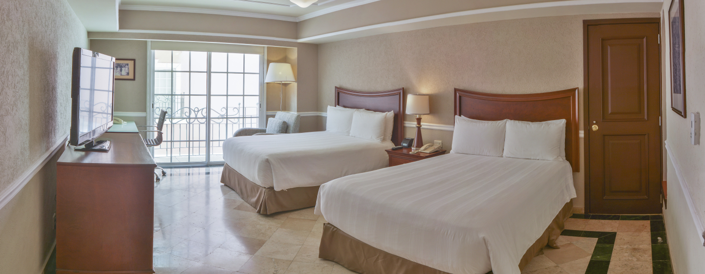 DESIGN, COLONIAL, 2 DOUBLE BEDS