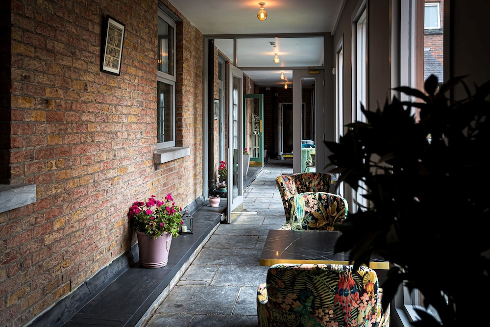 No. 1 Pery Square Hotel &amp; Spa 32/50